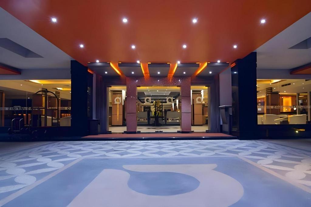 Aria Barito Hotel Banjarmasin  Exterior photo