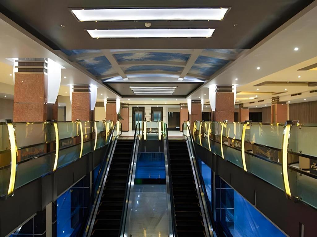 Aria Barito Hotel Banjarmasin  Exterior photo