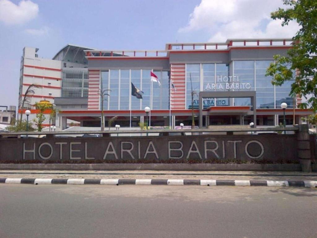 Aria Barito Hotel Banjarmasin  Exterior photo