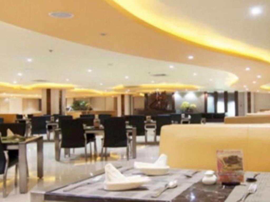 Aria Barito Hotel Banjarmasin  Exterior photo