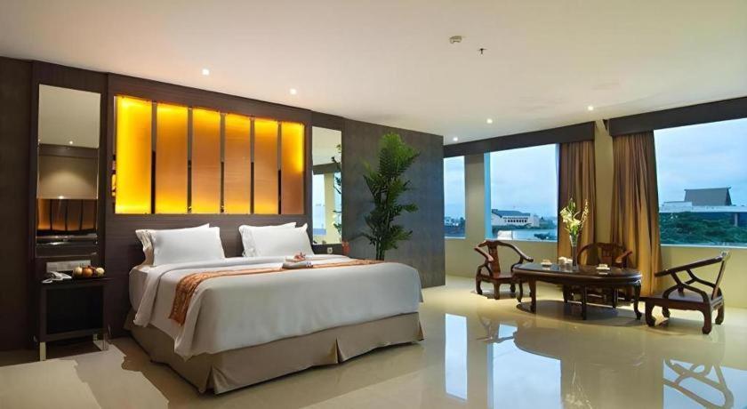 Aria Barito Hotel Banjarmasin  Exterior photo