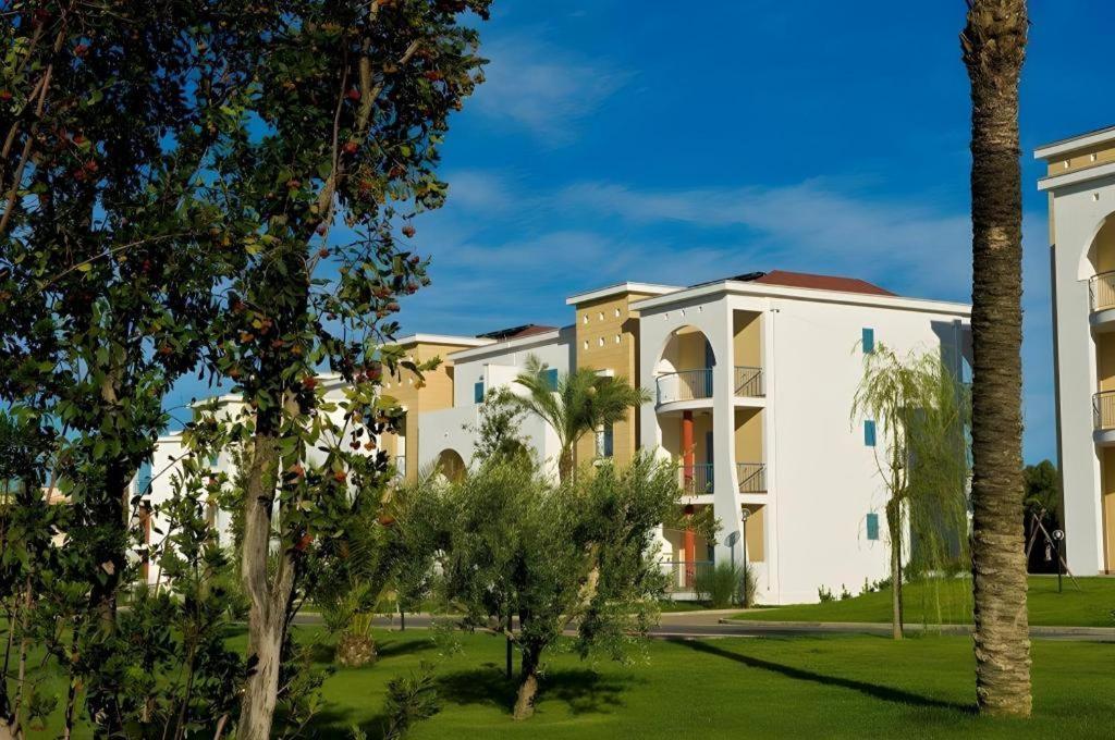 Aria Barito Hotel Banjarmasin  Exterior photo